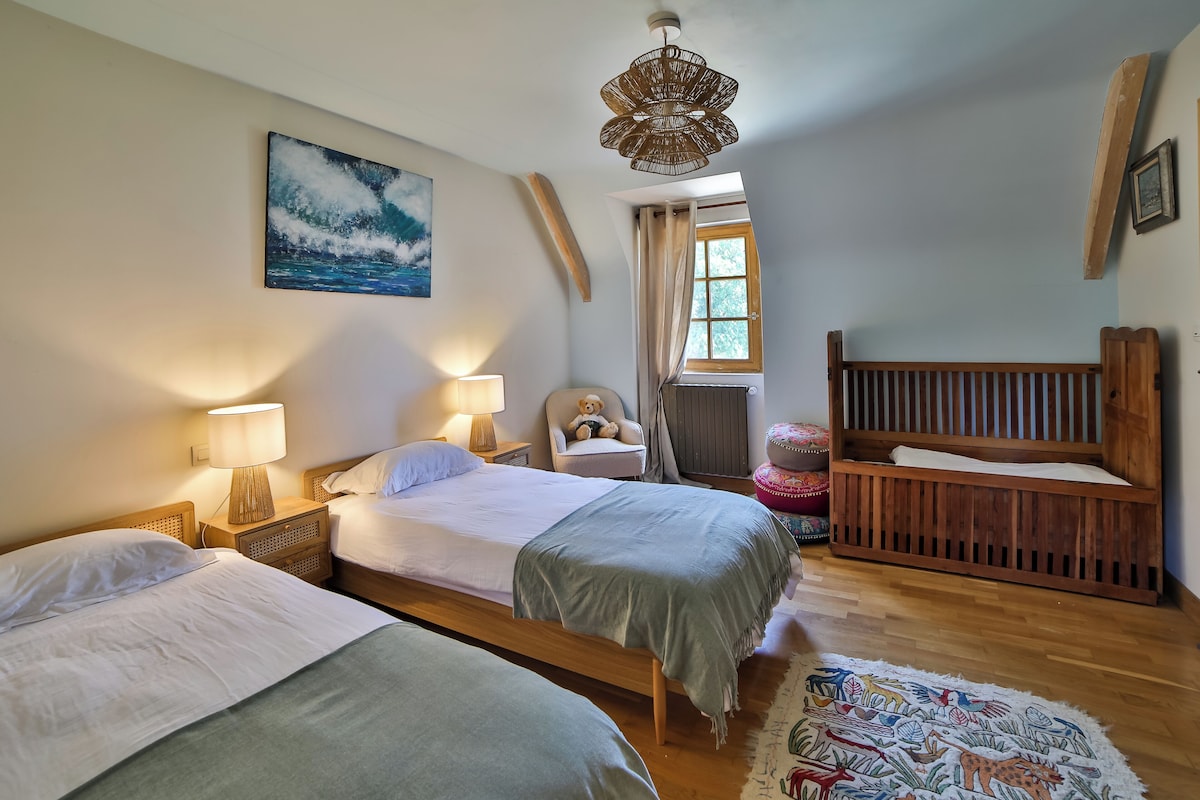 The twin room